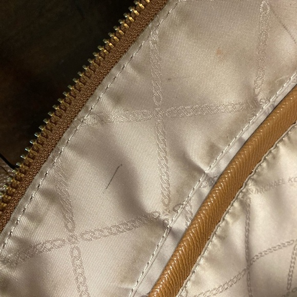 Michael Kors Tan Leather Tote  shoulderBag - Picture 6 of 10